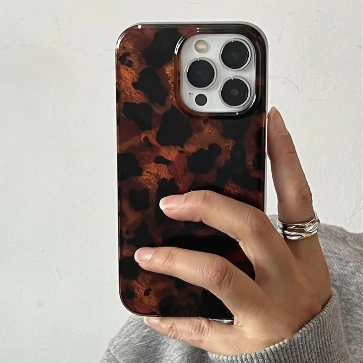 Phone Cases Iphone 17 - Retro Amber Texture Laser Phone Case